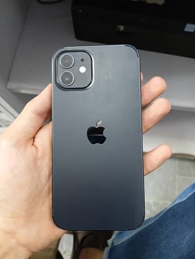 Apple iPhone 12