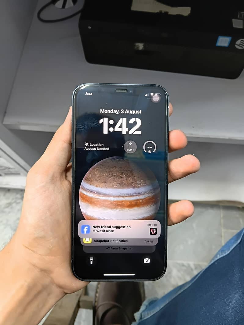 Apple iPhone 12 1