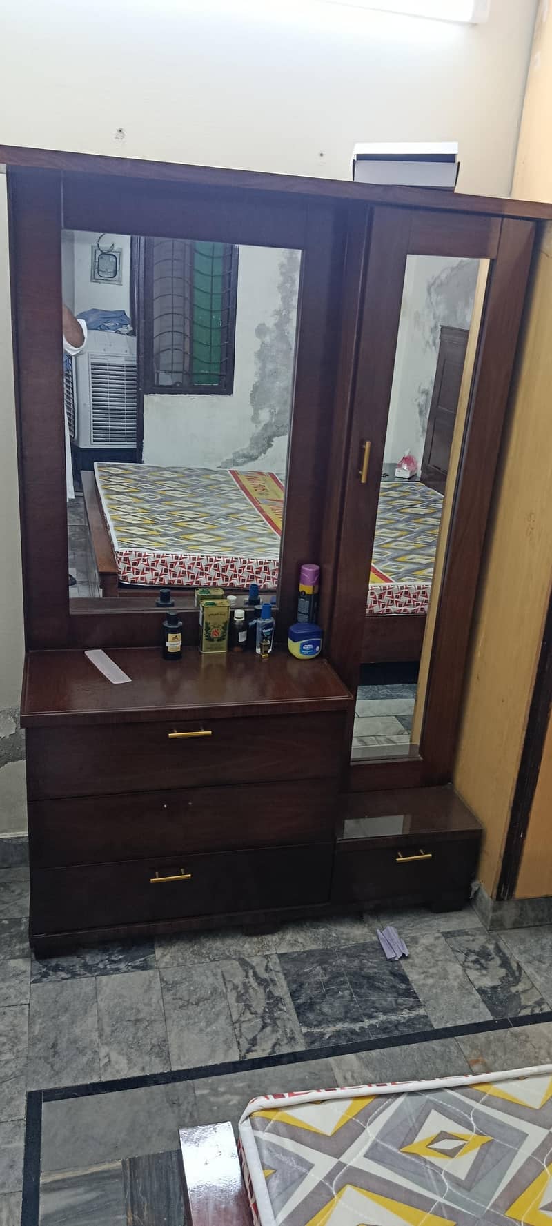 Bed. side table. dressing table . mattress 4