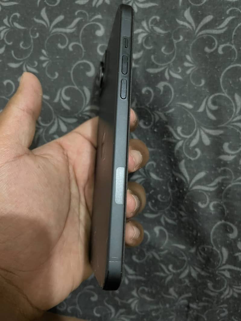 Iphone 15 plus jv 4