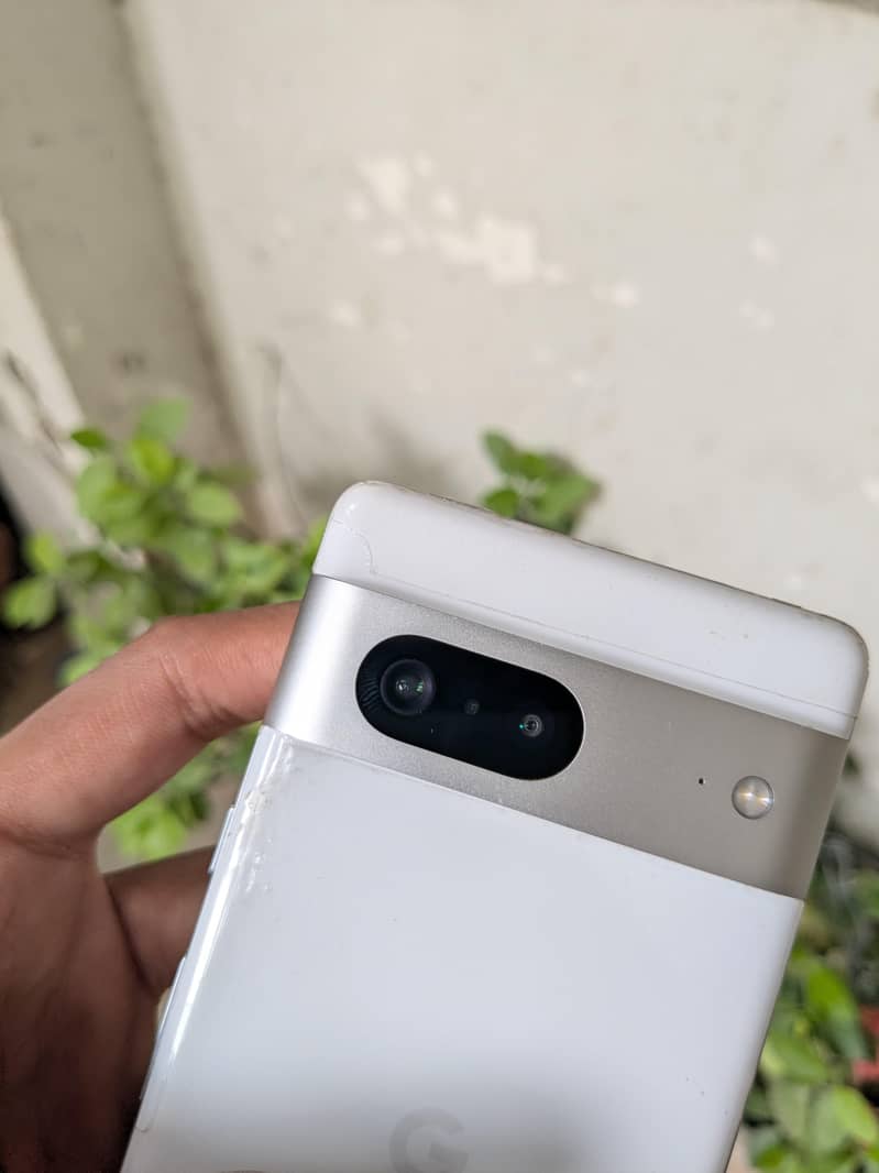 Google pixel 7 4