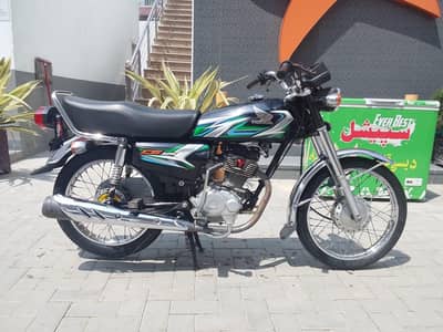 Honda 125 model 2023 All Punjab nmbr bio matric available t