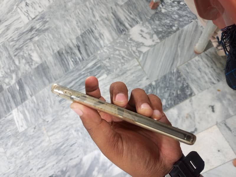 Google Pixel 6a 4