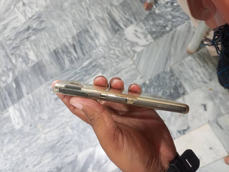 Google Pixel 6a 5