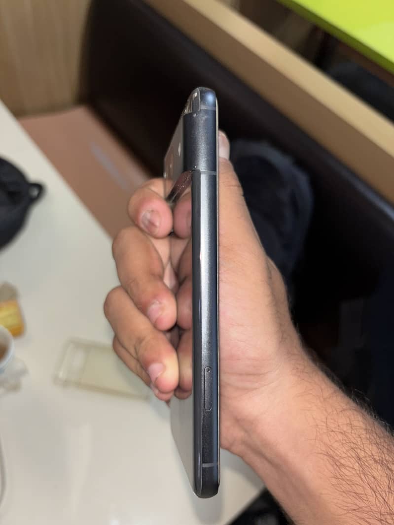 Google Pixel 8 2