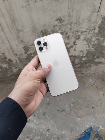 Apple iPhone 12 Pro