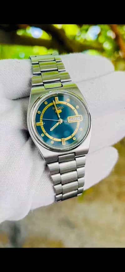 100% Original Automatic Seiko 5 Vintage Men Watch with Rare Green Dial