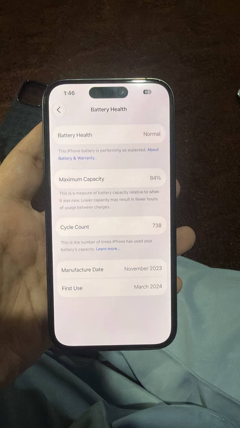 Apple iPhone 15 Pro 4