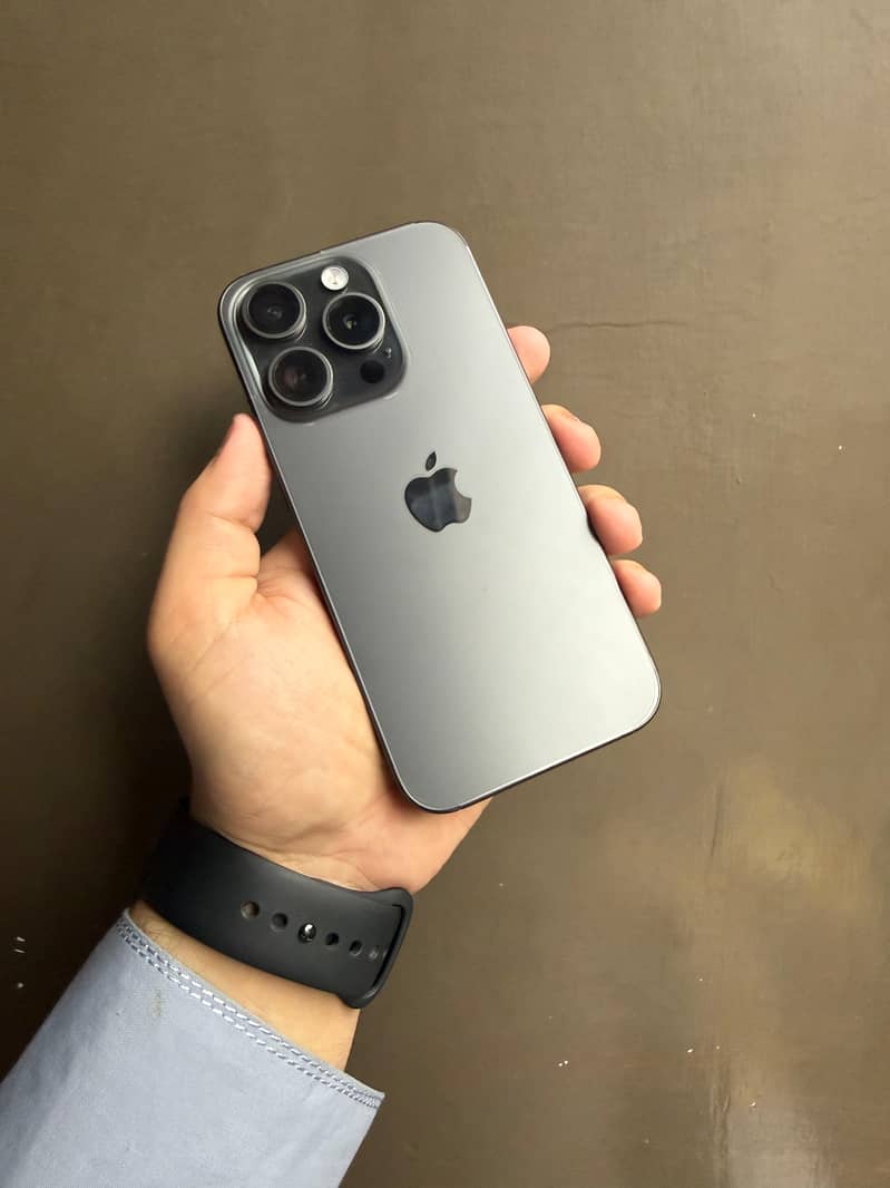 Apple iPhone 15 Pro 5