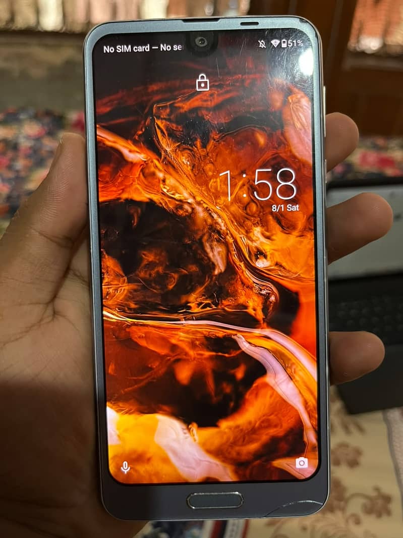 Sharp Aquos R2 7