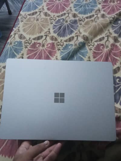 Microsoft Surface laptop 4