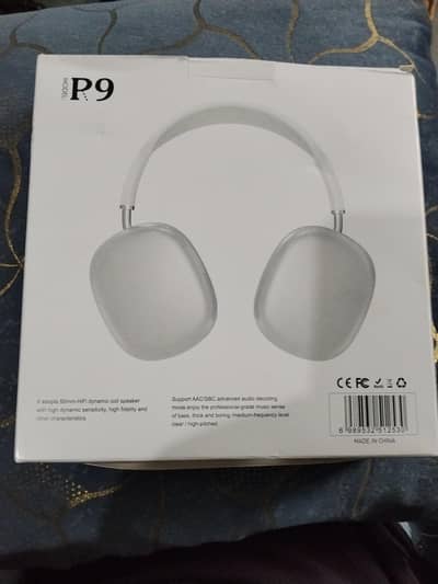 p9 headphones brand new