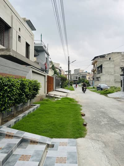 10 MARLA ULTRA LUXURY HOUSE FOR SALE IN JUBILEE TOWN HOT LOCATION