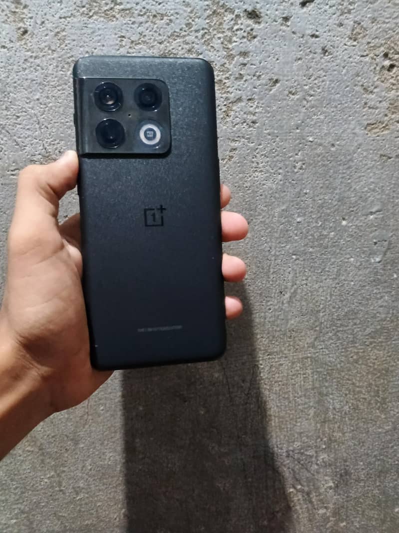 One Plus 10 Pro 0