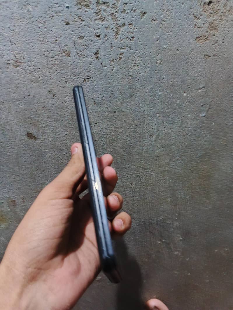 One Plus 10 Pro 4