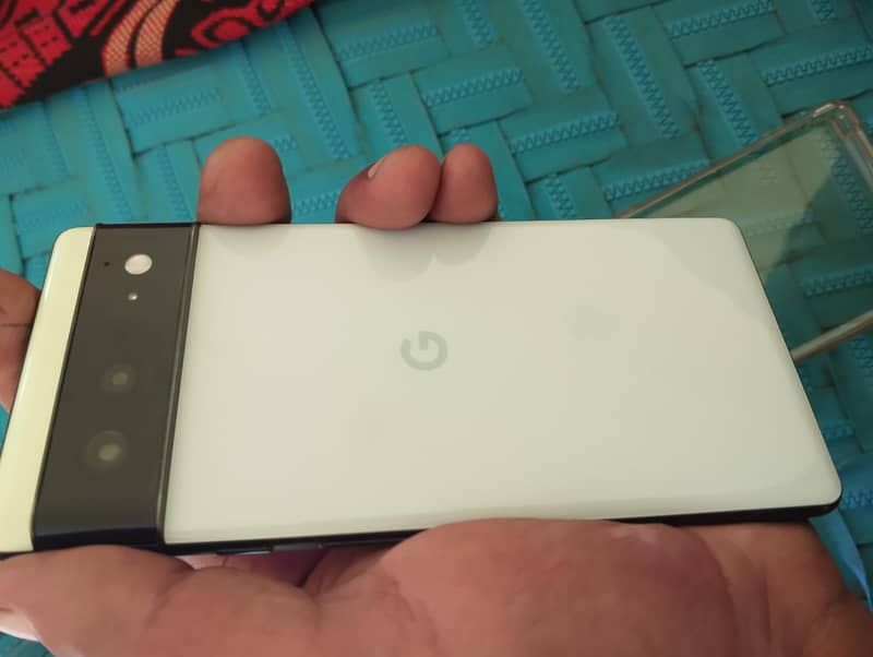 Google Pixel 6 4