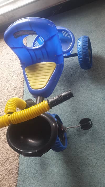 kids tricycle