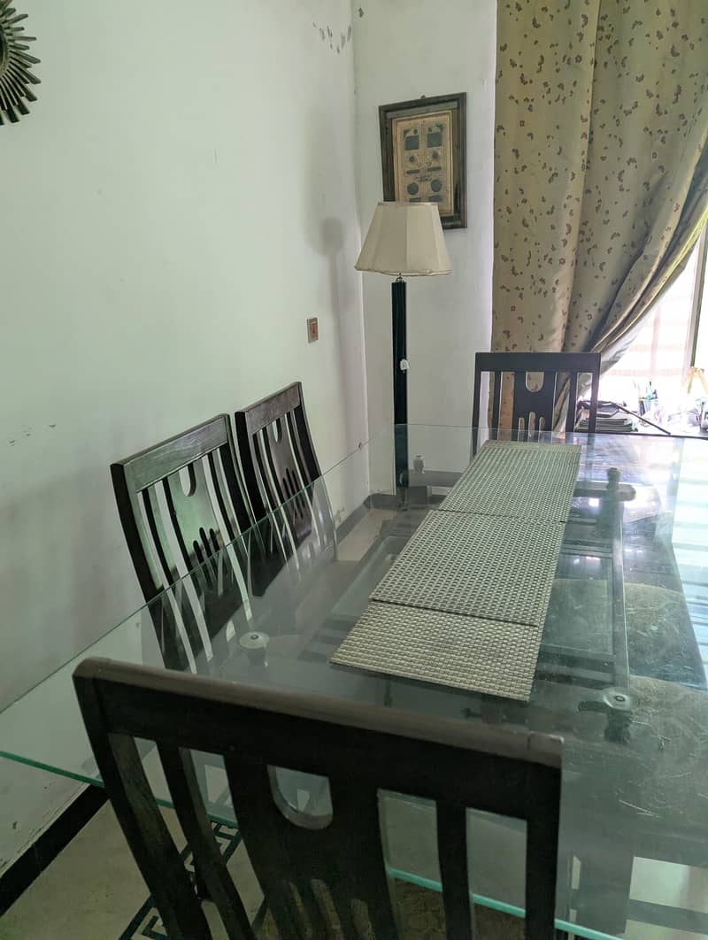 Dining table 4