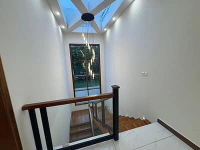 Brand new 500yd Bungalow Pool+Study room