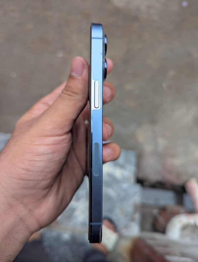 Apple iPhone 13 Pro 7