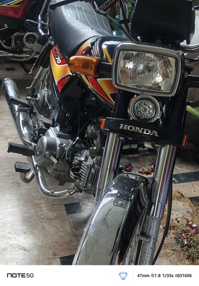 0/3/2/4/8/4/5/8/4/1/0only 1600 km used