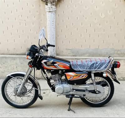 kindly serious buyer hi contact kry almost price final hai. . .