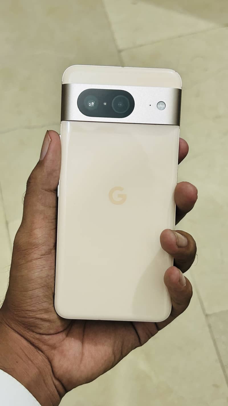 Google Pixel 8 1