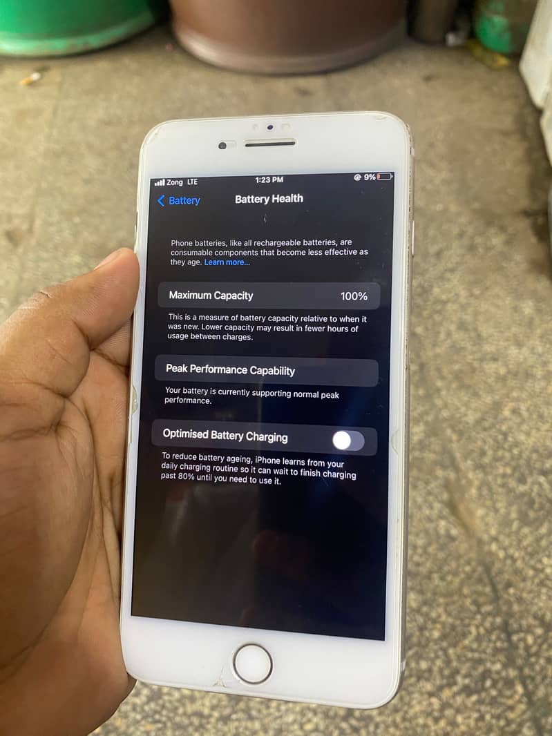 Apple iPhone 7 Plus 1