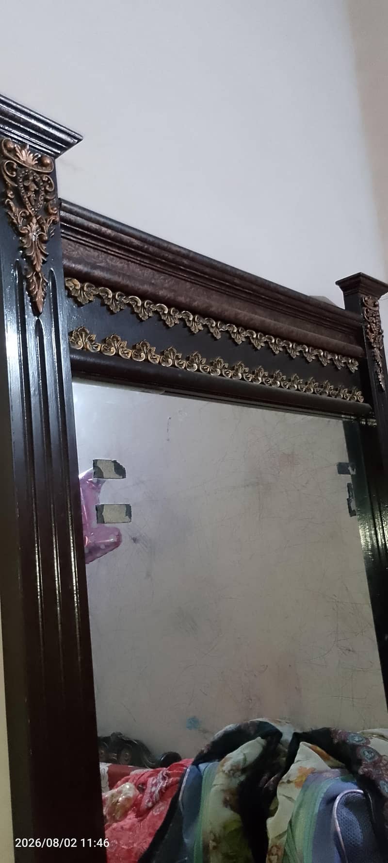 showcase or cabinet 1