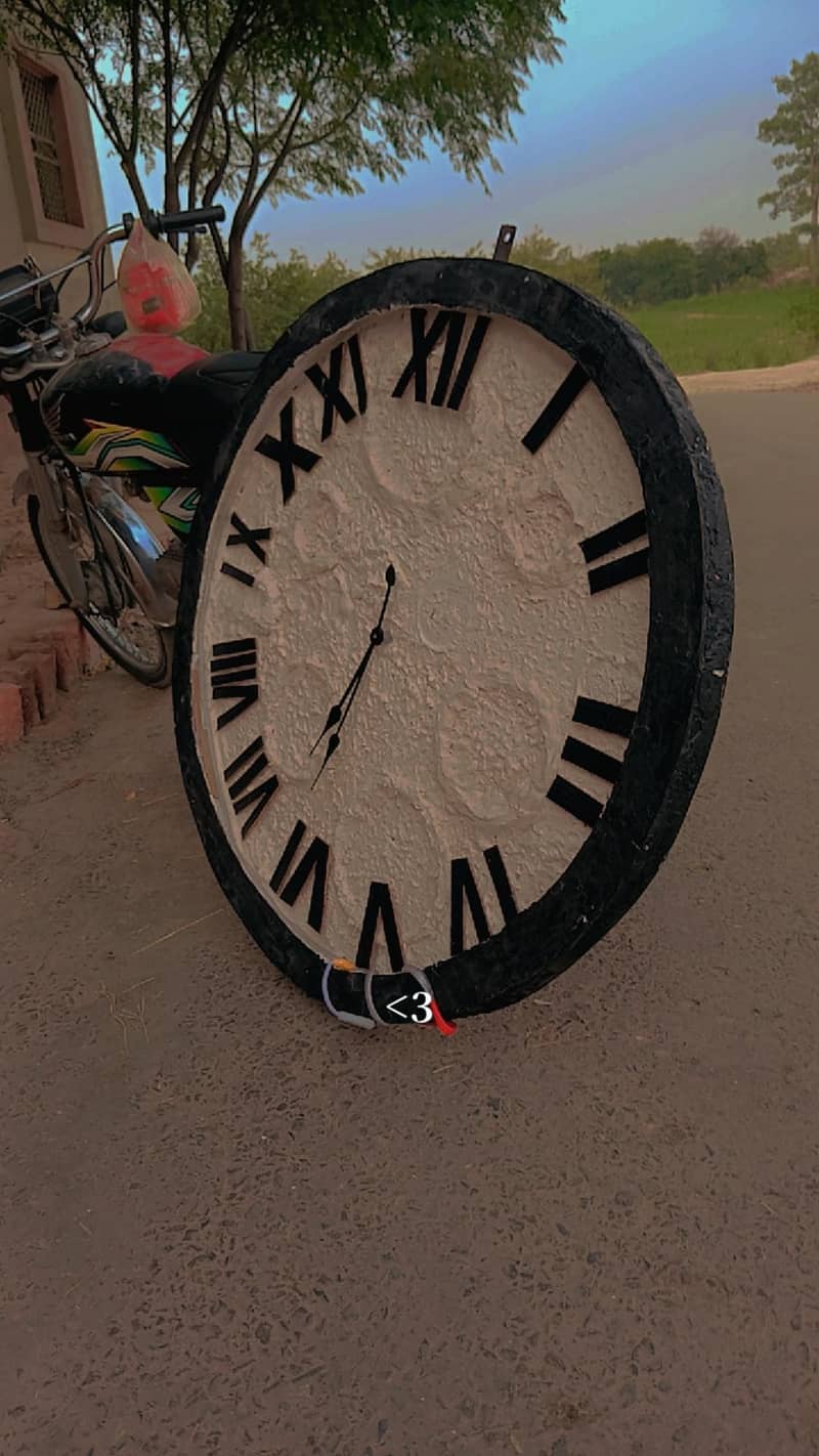 moon clock 2