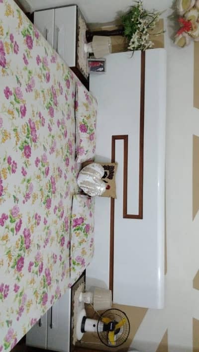 Bedroom set for sale