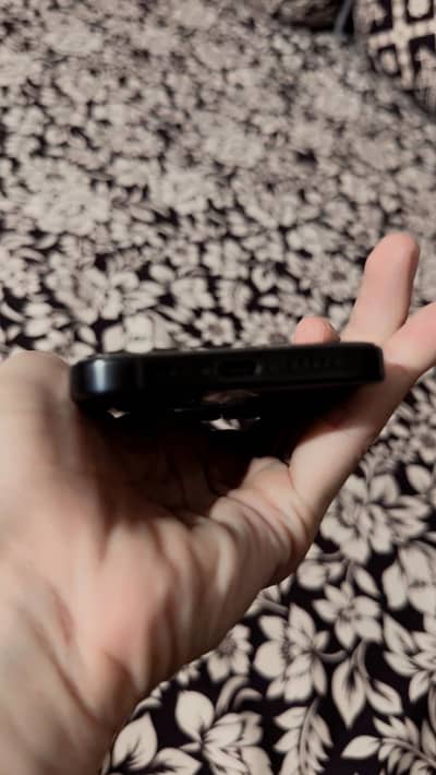 Apple iPhone 16 Pro JV