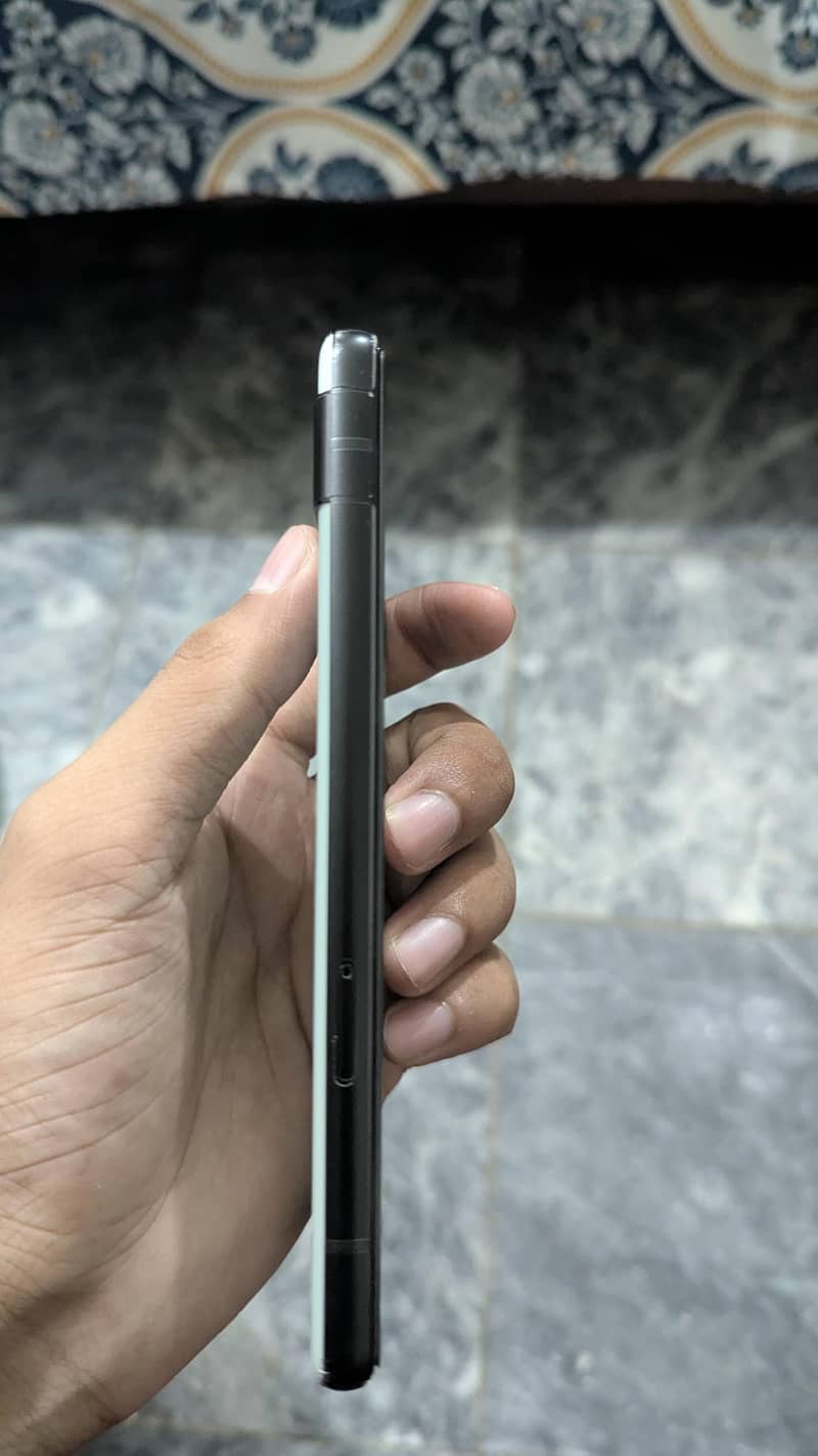 Google Pixel 6a 3