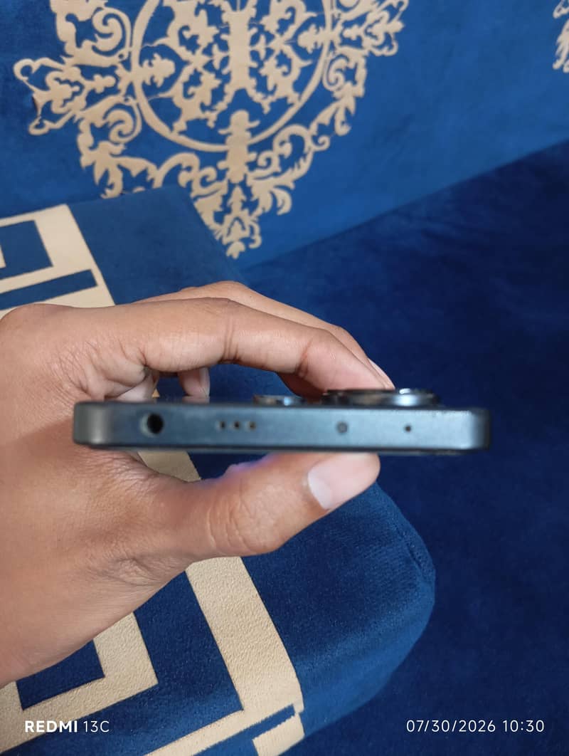 Xiaomi Redmi Note 13 2