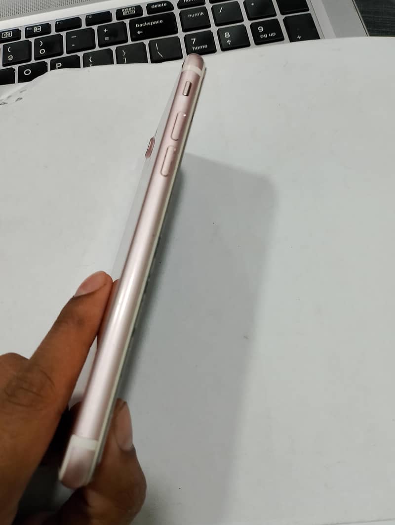 iPhone 7[Read Add] 3