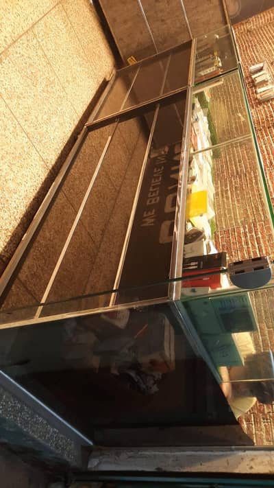 Glass Counter