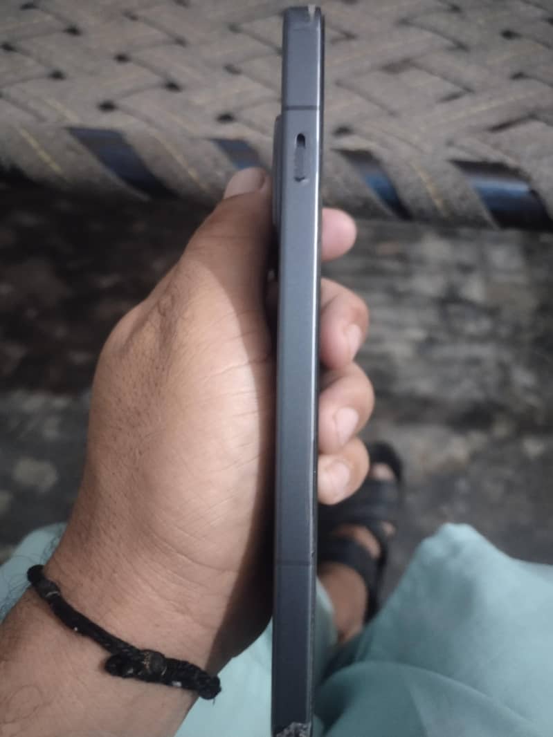 One Plus Ace 5 Pro 3