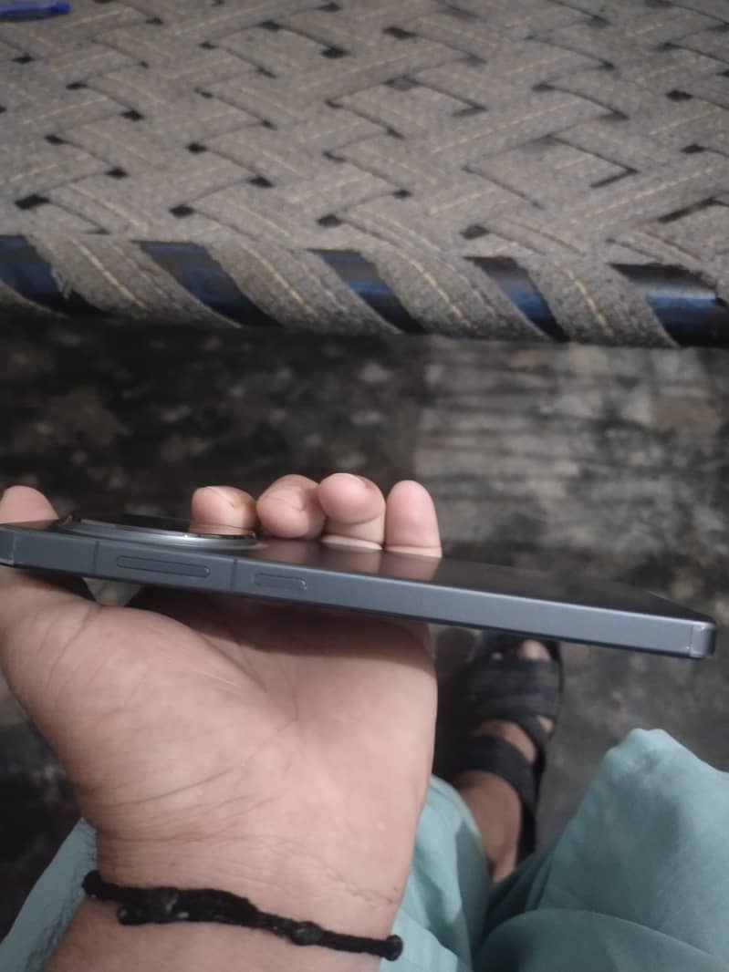 One Plus Ace 5 Pro 4
