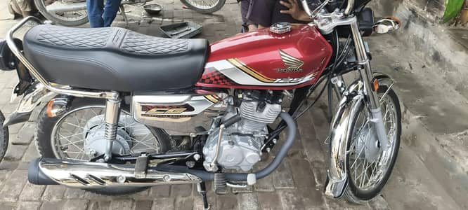 Honda 125 self start 2026 modal