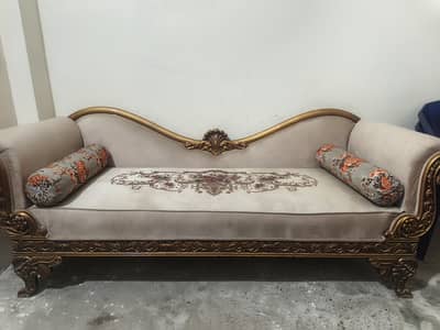 Royal furnishets deewan