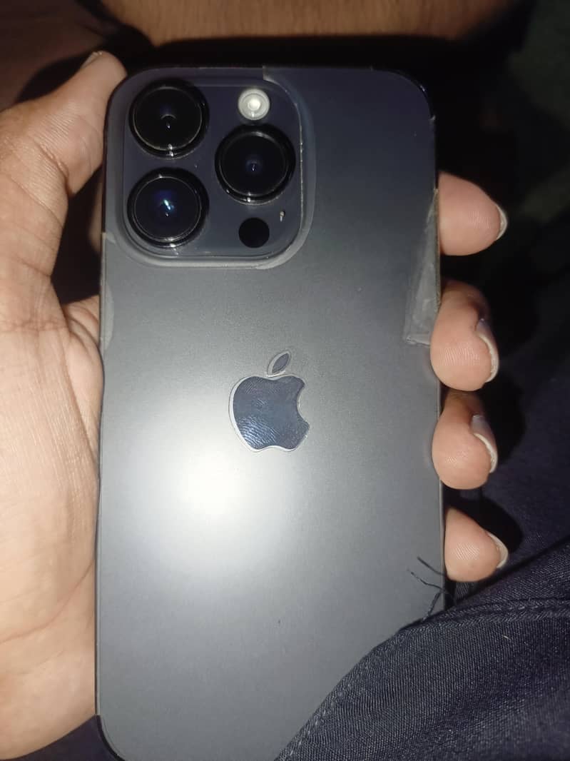 Apple iPhone 14 Pro 0