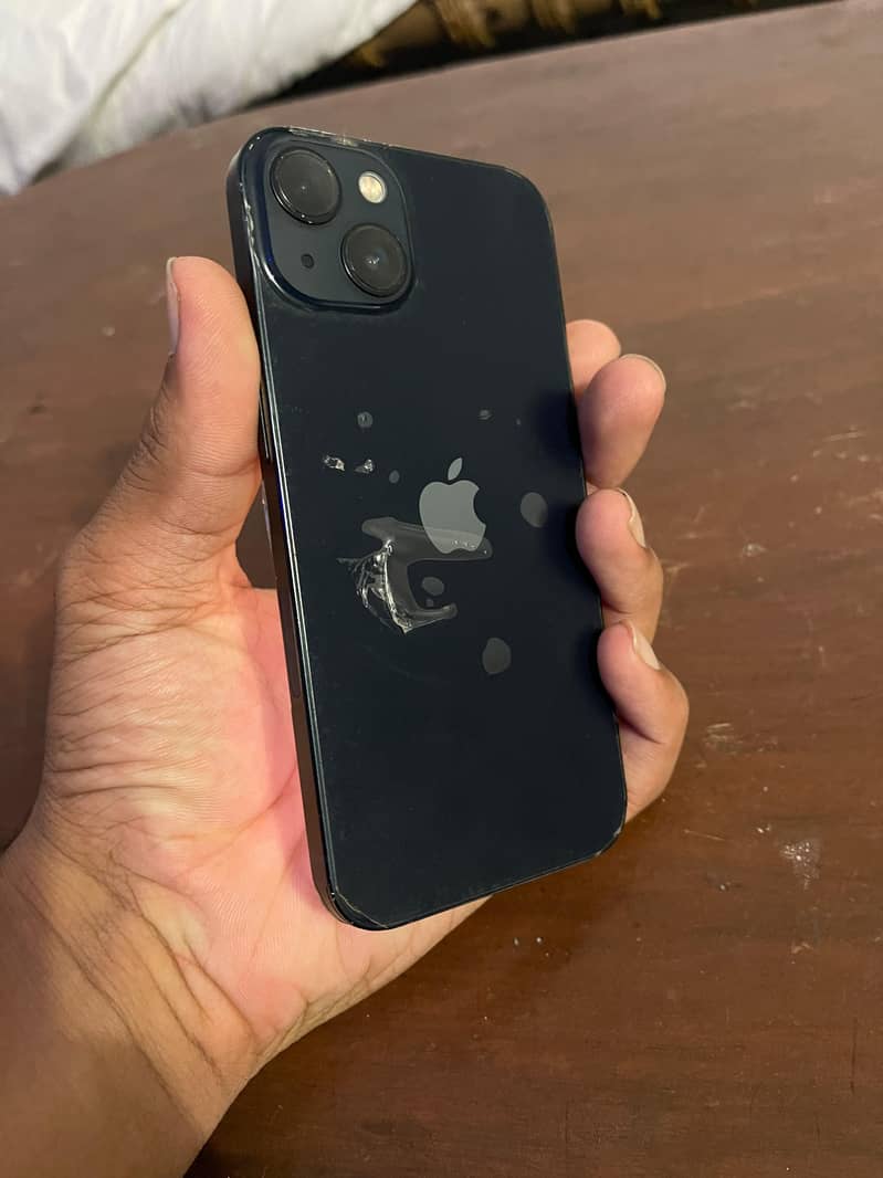 Apple iPhone 13 0