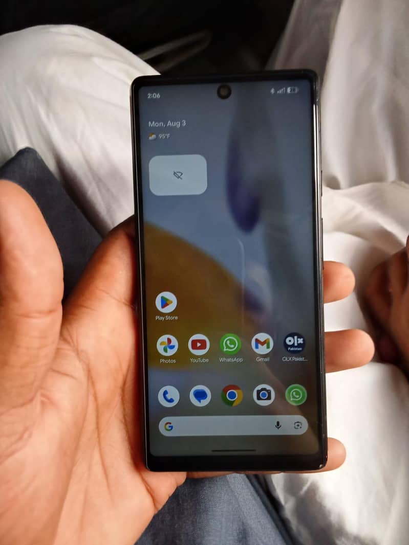 Google Pixel 6a 1