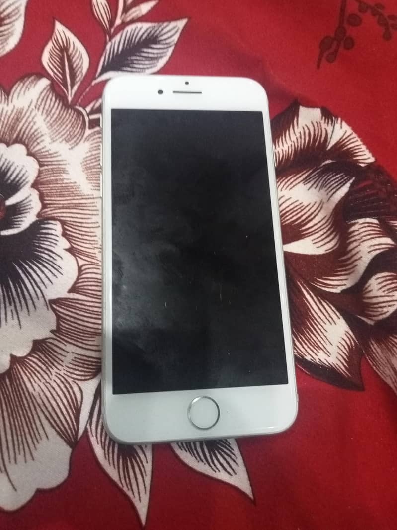 Apple iPhone 7 1