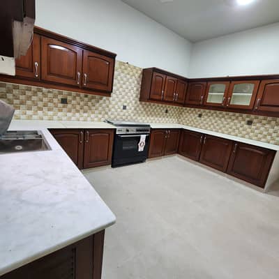 DEFENCE 500 YARDS GROUND PORTION FOR RENT