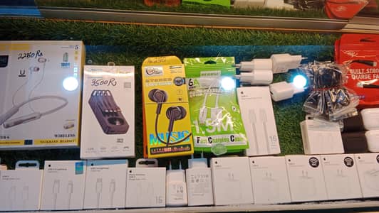 original box pack iphone 15+16 chargers cables
