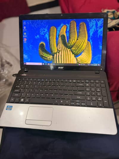 Intel i5 3rd generation Acer Aspire E1-571 with 128GB and 6GB