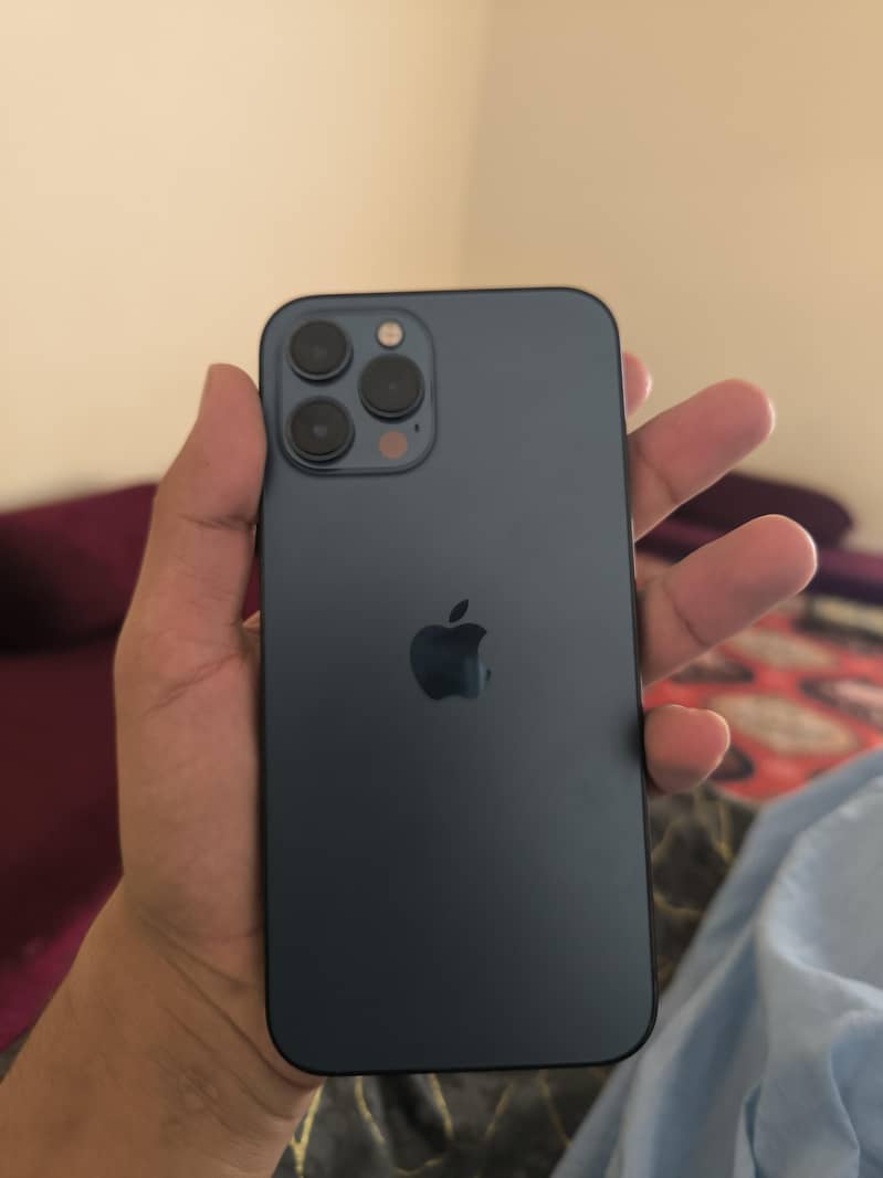 iPhone 12 pro max 3