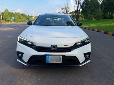 Honda Civic RS 2024 White (Burgundy Room)