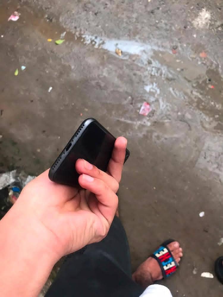 Apple iPhone 8 4